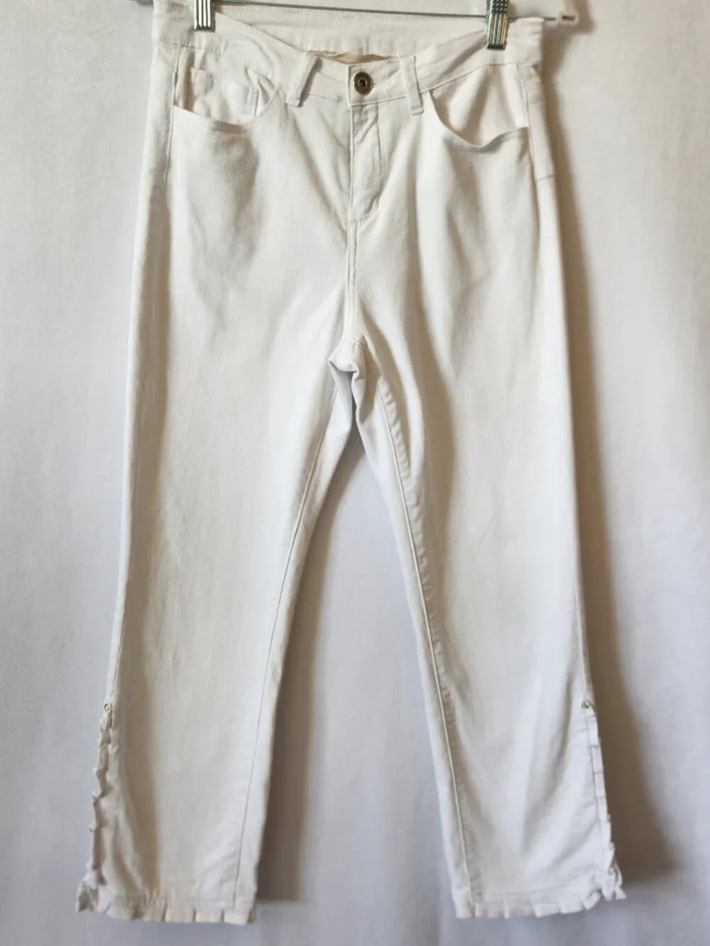 Soft Surroundings Women's Size 6 White Arabella Cropped Ruffle Hem Ankle Jeans